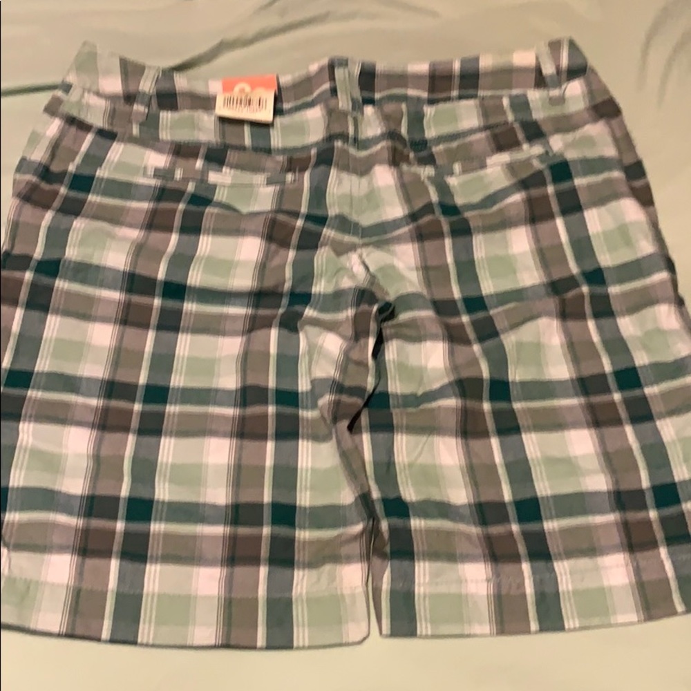 Shorts - Picture 2 of 2